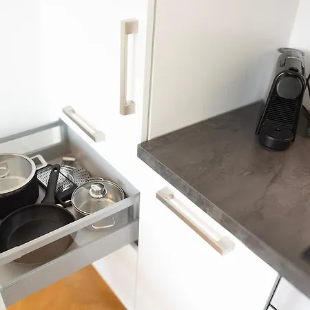Downtownapartment Διαμέρισμα *